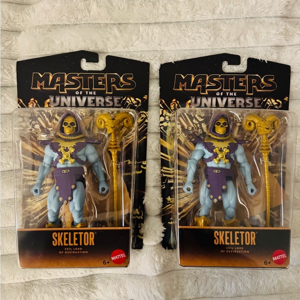 2 MOTU 2026 Masters of The Universe Core Gold Variant‎ SKELETOR